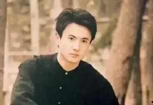 扒爷说圈内爆料沈腾马丽,扒爷揭秘娱乐圈精彩瞬间